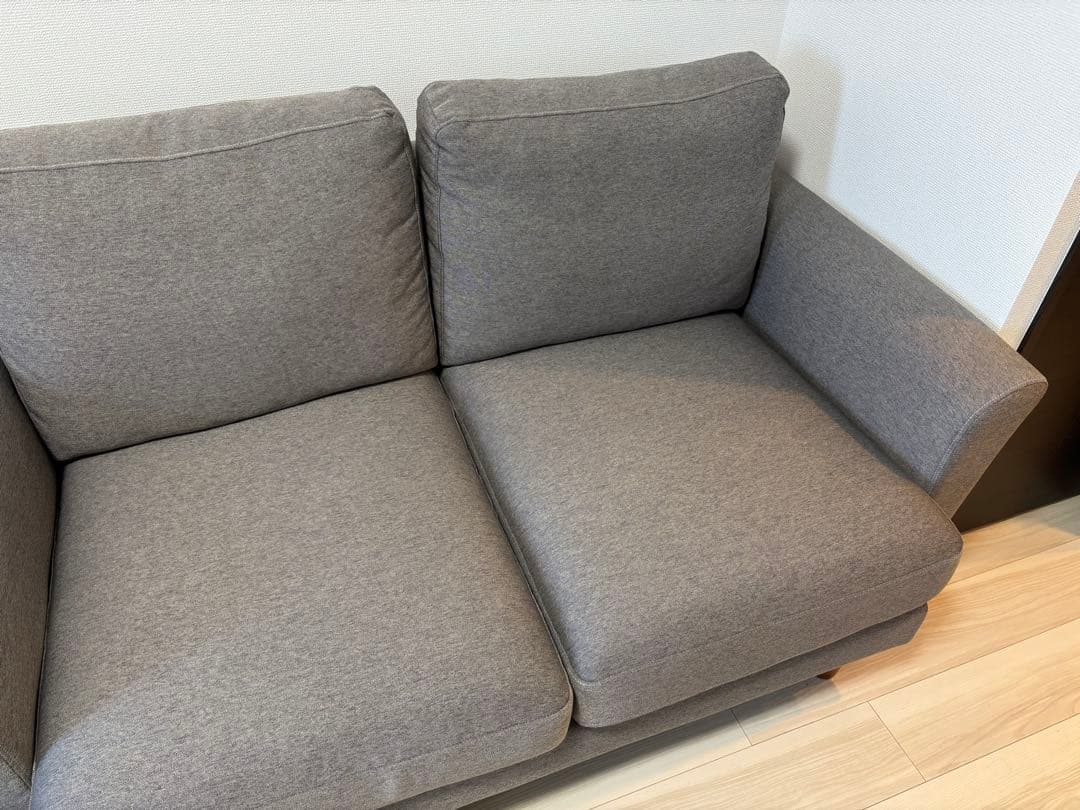 NOCE 2人掛けソファー（グレー）