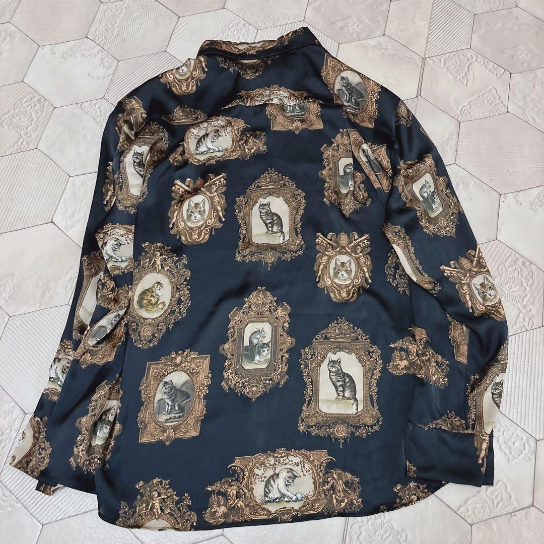 &ellecy ネコフレームシャツ　長袖　ブラック