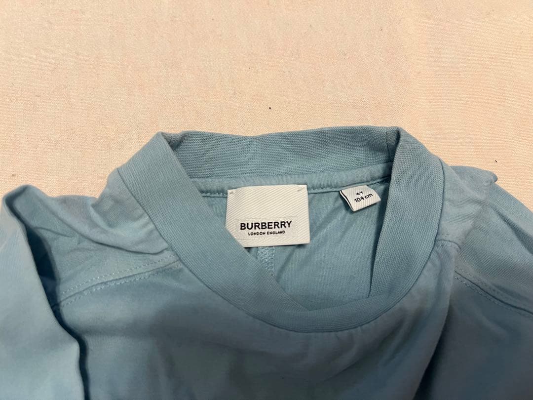【美品】BURBERRY バーバリー チルドレン Tシャツ【4Y】