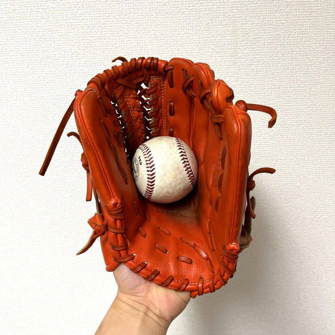 577 アンダーアーマー 型抜群 極美品 軟式 少年 内野手用グローブ