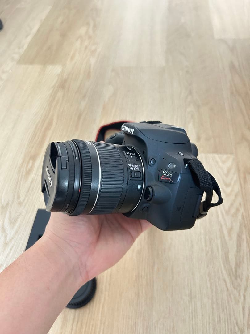 Canon EOS kiss X9 デジタル一眼レフカメラ