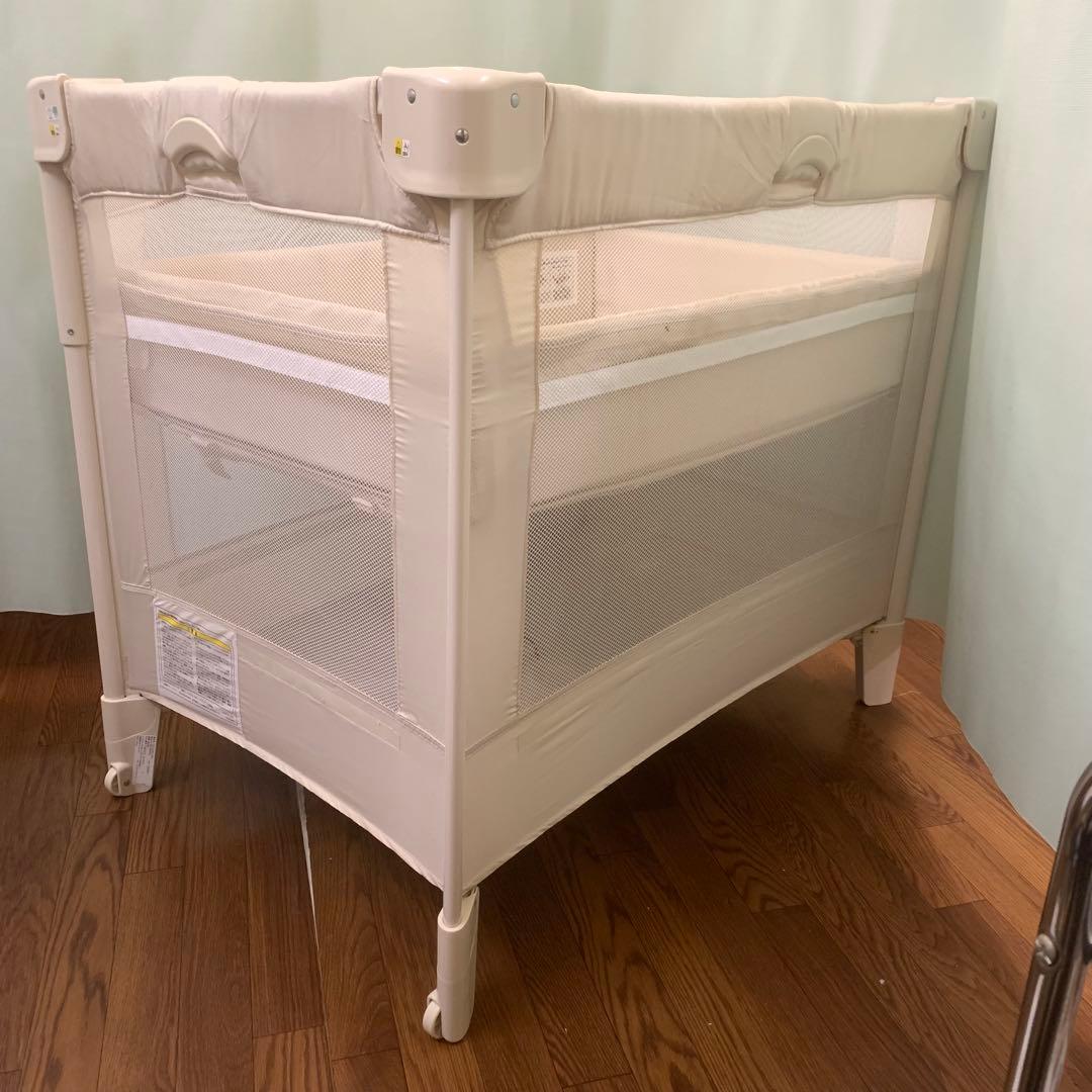 ☆美品☆【Aprica】アップリカ ココネルエアー ベビーベッド 折りたたみ