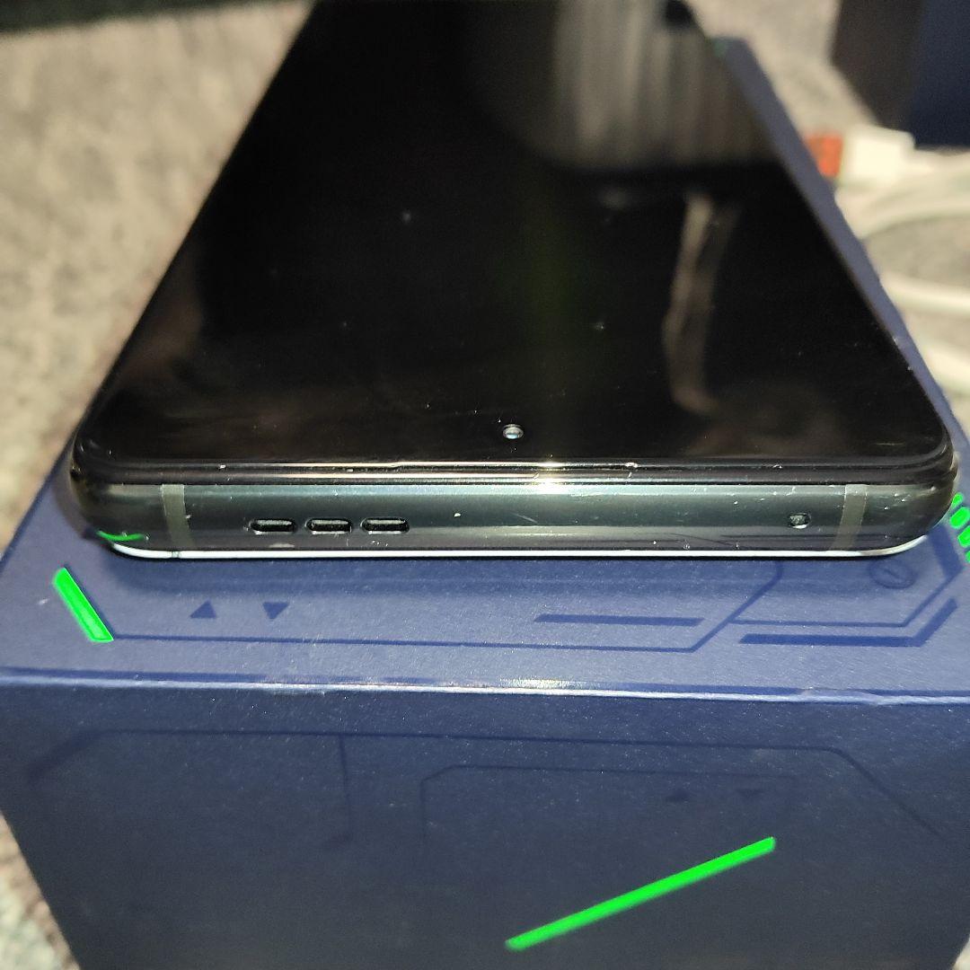 Xiaomi BlackShark 5 Pro　グローバル版　8GB/256GB