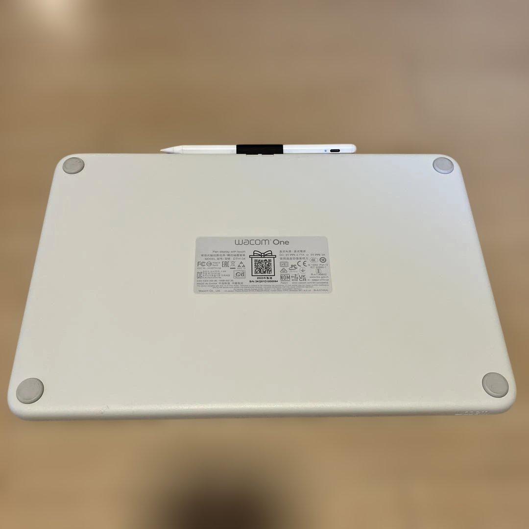 Wacom One DTH134 液晶ペンタブレット