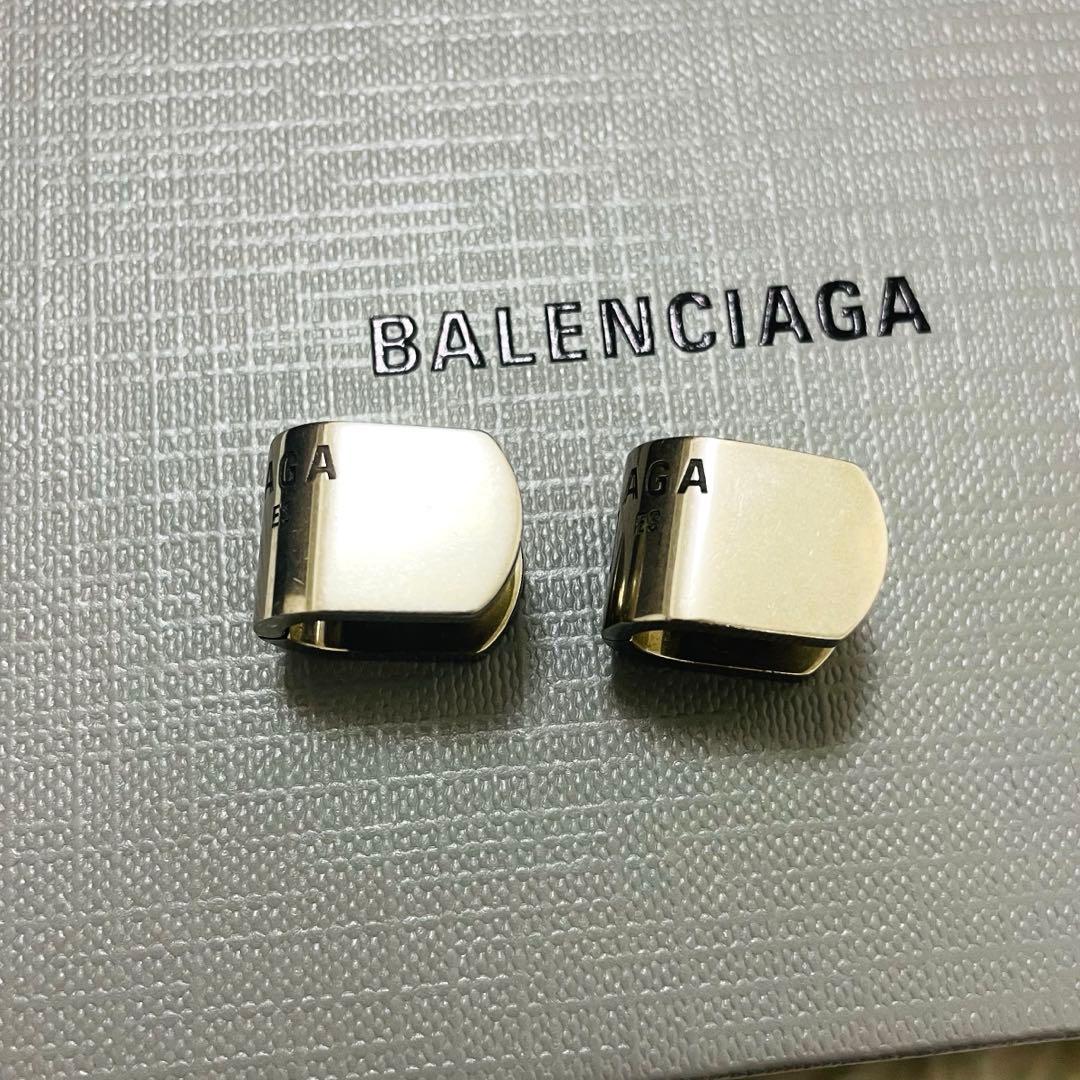未使用級✨付属完備✨BALENCIAGA ピアス スタッド シルバー