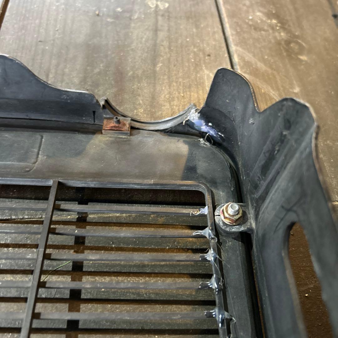 rz250 ラジエターカバー