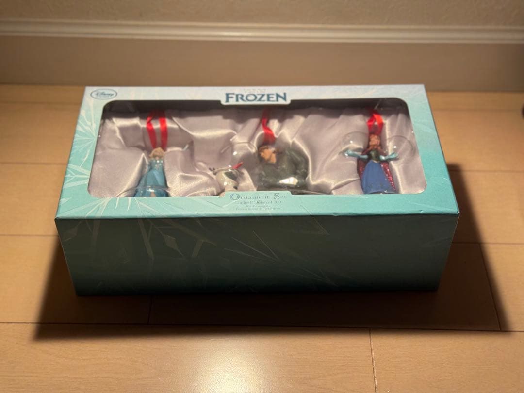 【激レア★公式限定700個】アナと雪の女王　オーナメントセット　リミテッド700