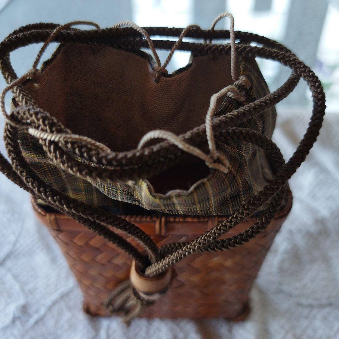 竹籠の小物入れ