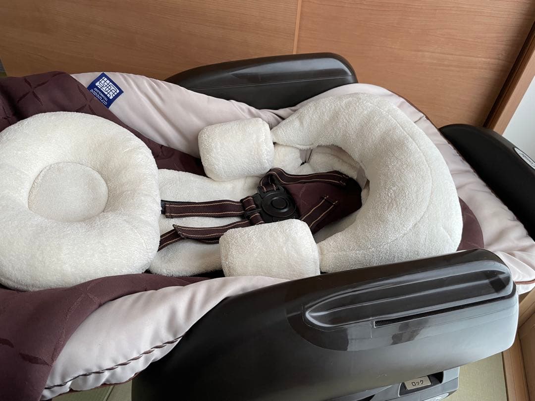 【美品】コンビ電動ハイローチェア ★ネムリラ オートスウィング AT