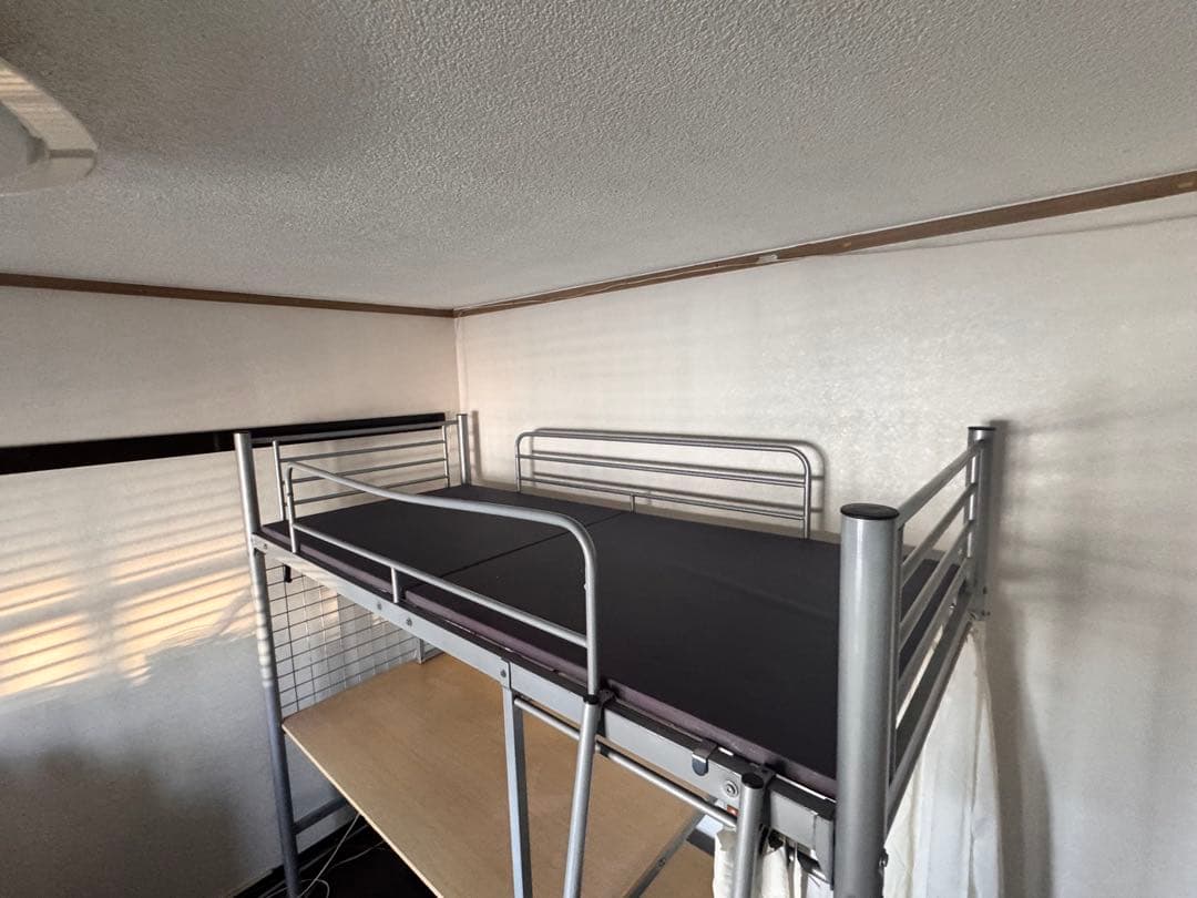値下げしました。デスク付きロフトベッド シングルサイズ