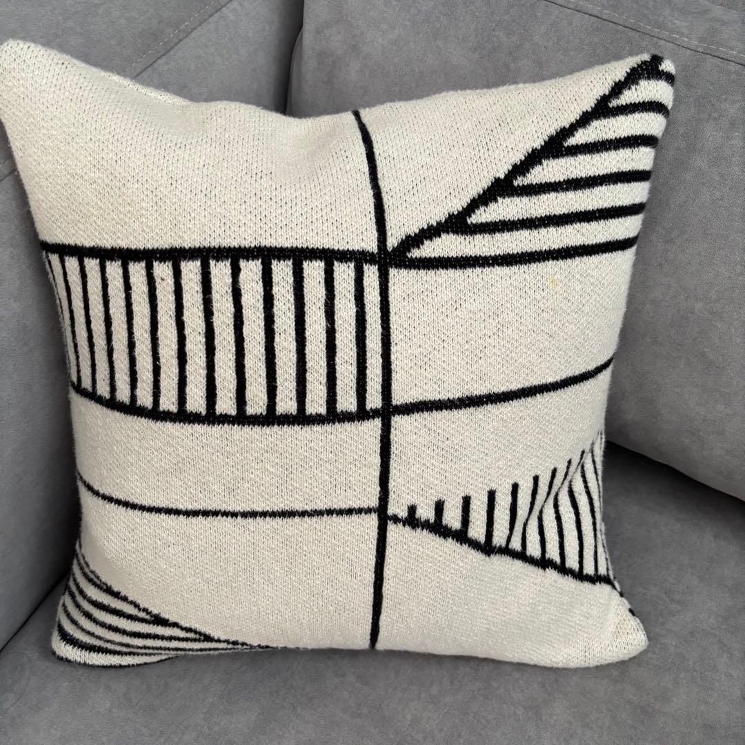 全てアクタス。中身もセット。クッションカバーとクッションまとめ売り