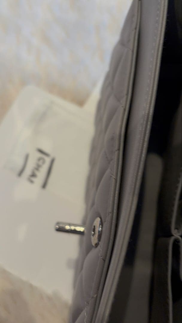 現在商談中　 CHANEL グレー キルティング ショルダー マトラッセ２５