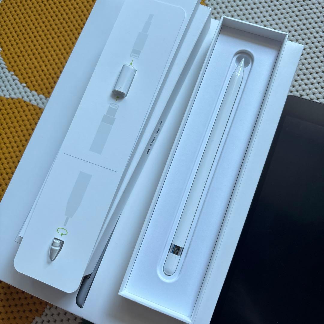 iPad第7世代 32GB 本体 スペースグレー Apple Pencil付き