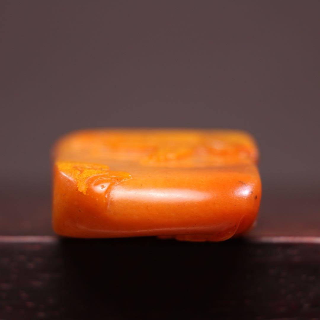 【逸品】　文房具旧蔵　印鑑田黄石 アンティーク　仙人指路　瑞獣祥雲 手彫り