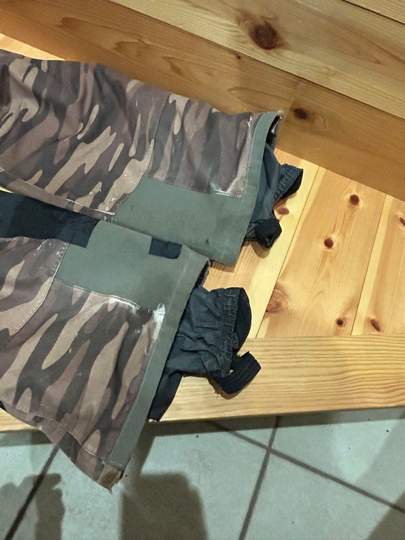 DAKINE カモフラージュ ビブパンツ M