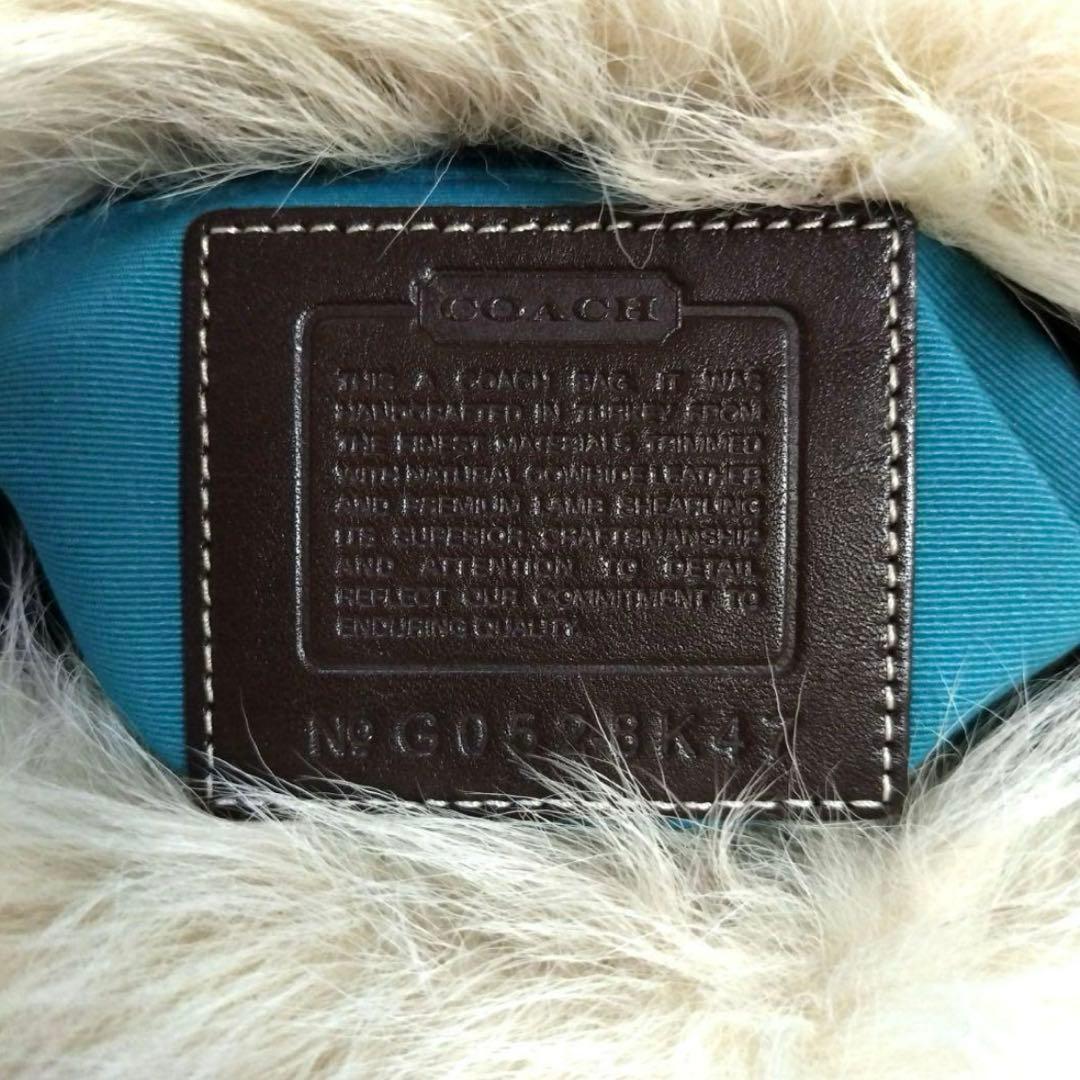 COACH シグネチャー キャンバス ファー付きショルダーバッグ