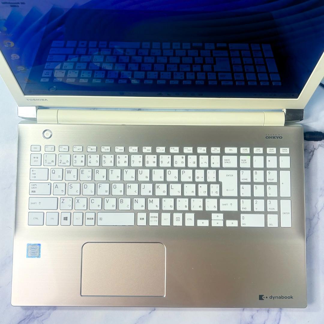 美品☆Corei7・16GB・SSD・Windows11・ノートパソコン