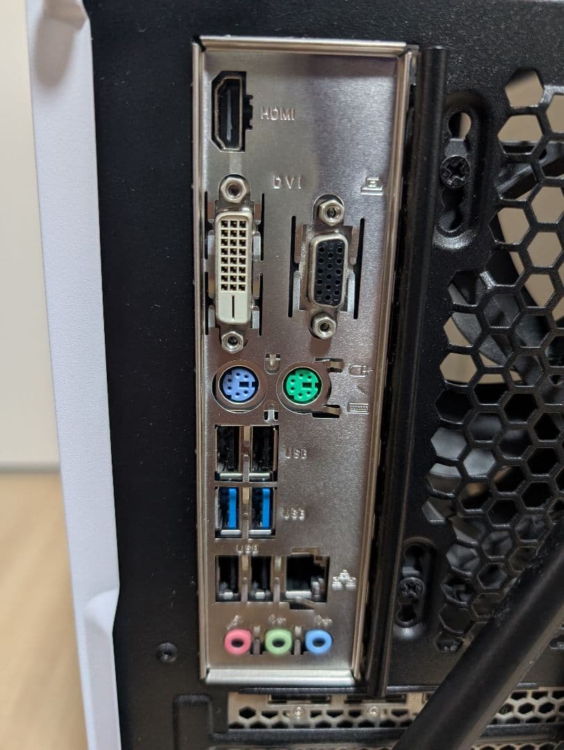 デスクトップパソコン corei5 11400F GTX1650