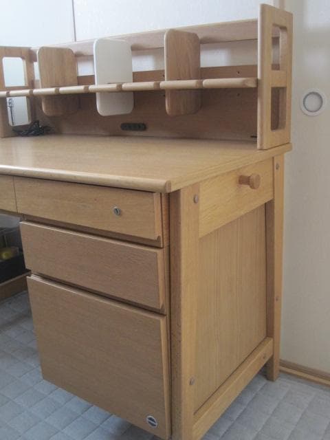 【送料込み】学習机　ヒカリサンデスク　パティナ 110 (used)