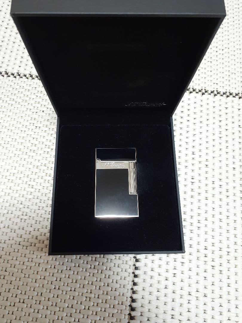 S.T. Dupont ライン2専用ケース付き