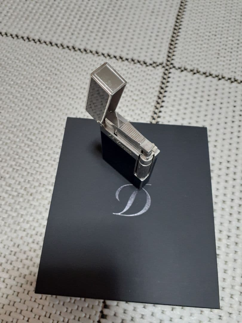 S.T. Dupont ライン2専用ケース付き