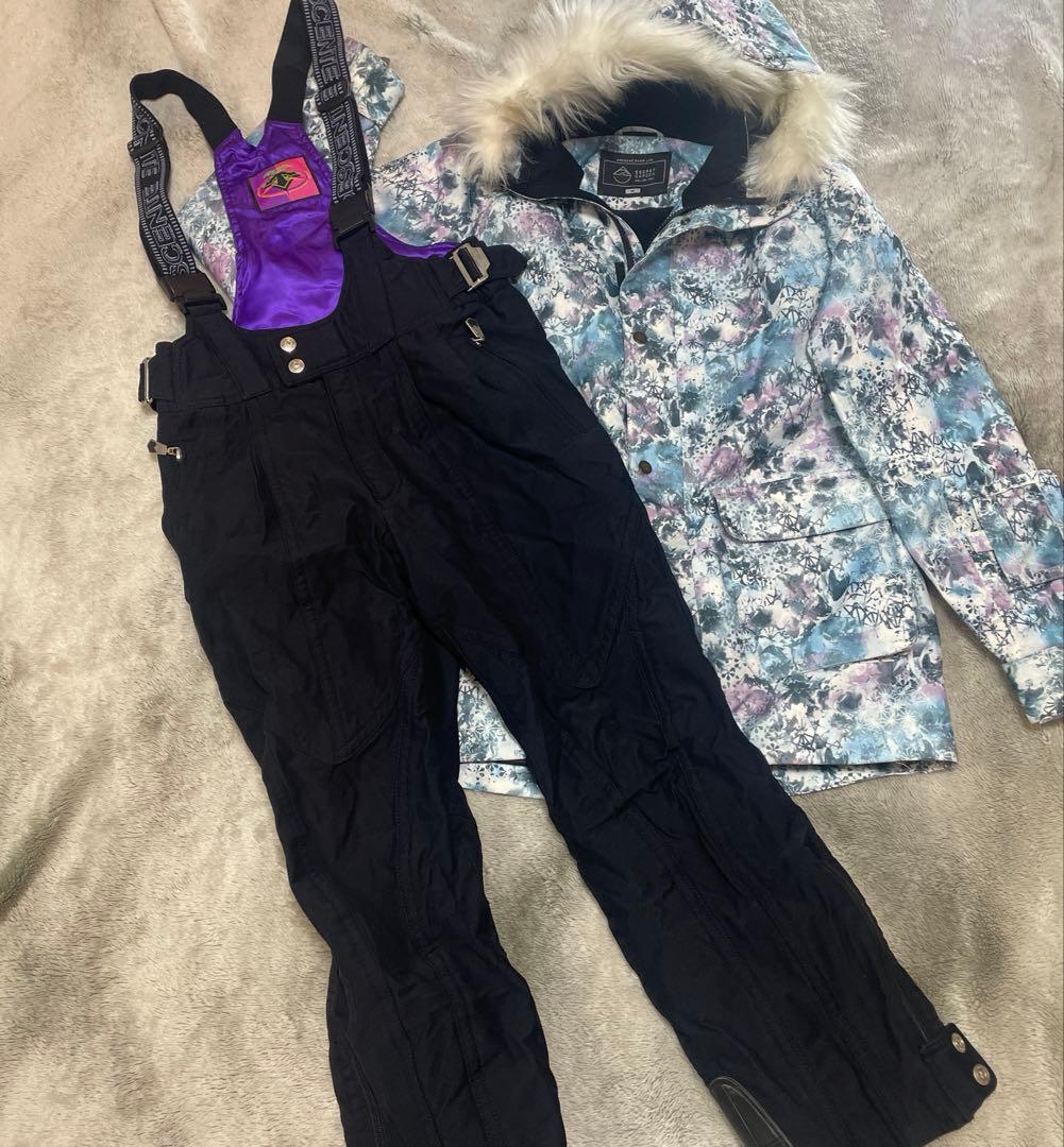一回使用　デサント&シークレットガーデン　レディースMスノーボードウェア