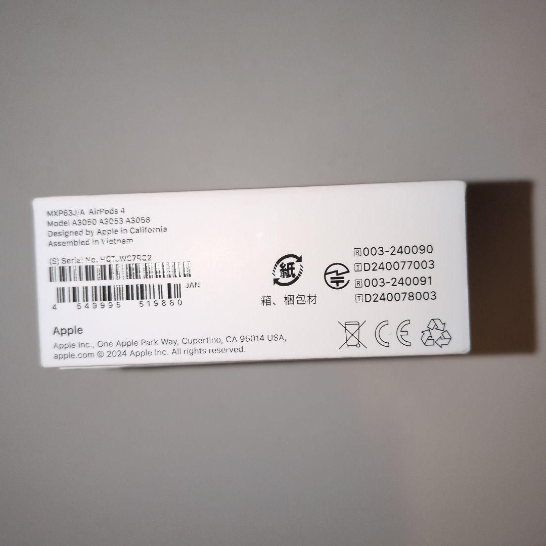 イヤホン Air Pods4