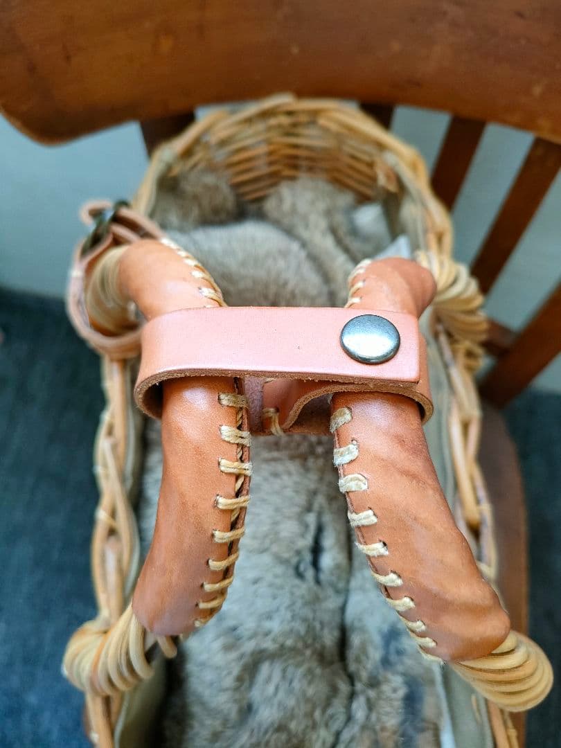 美品　ebagos エバゴス　紅籐カゴ　トートバッグ　ラビットファー