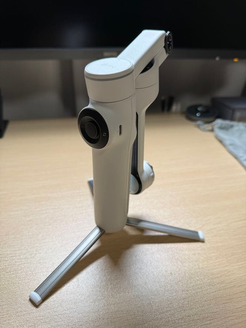 Insta360 Flow 2 Pro 白 + 純正磁気スマホマウント