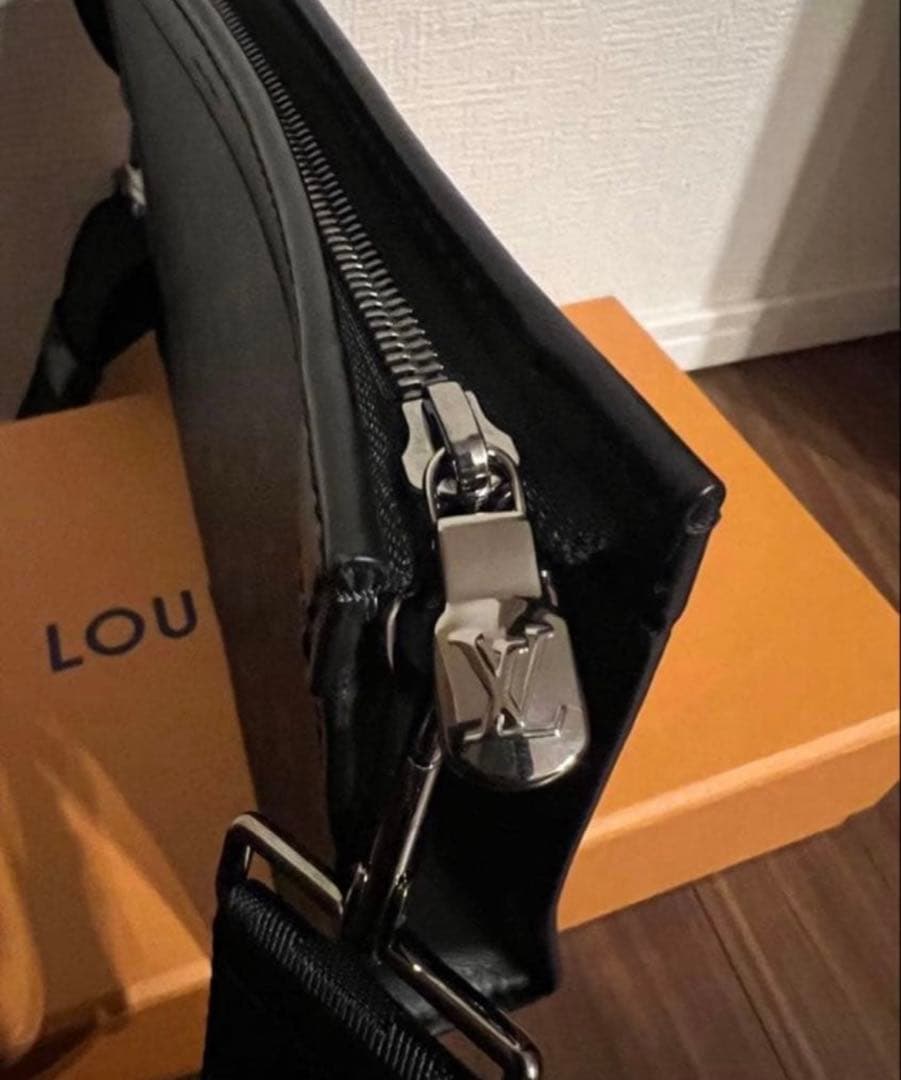 ルイヴィトンショルダーバッグ