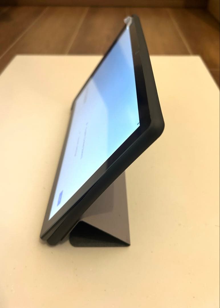 BMAX タブレット　中華タブレット　美品