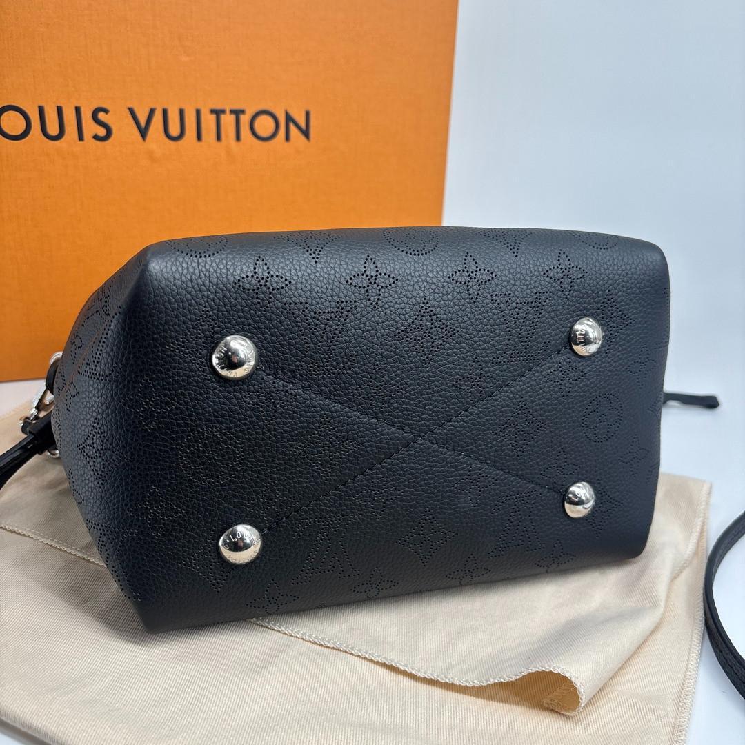 新品未使用 ルイヴィトン マヒナ ベラ 2way チェーン ショルダーバッグ