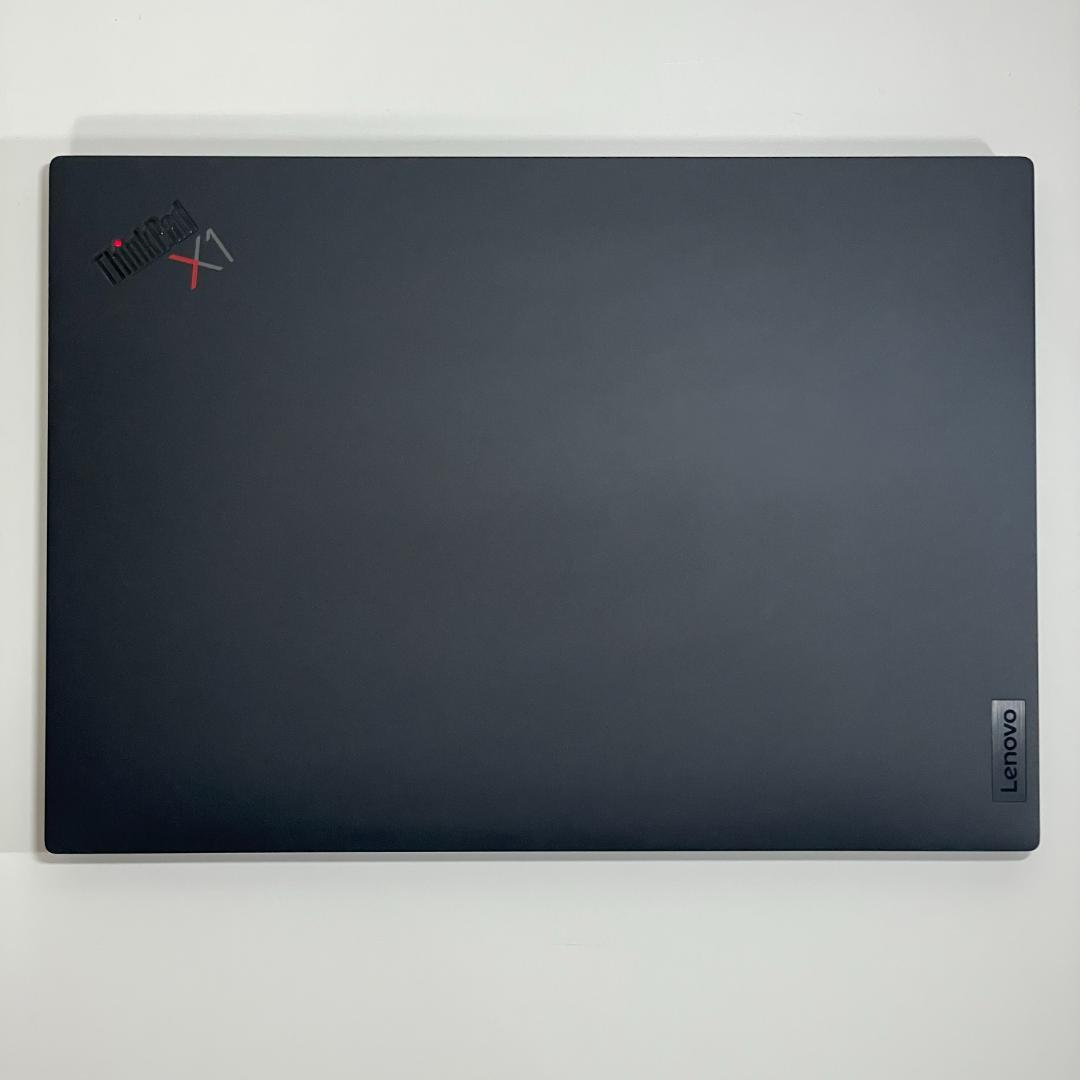 第12世代i5 ThinkPad X1 Carbon Gen10 バッテリー◎