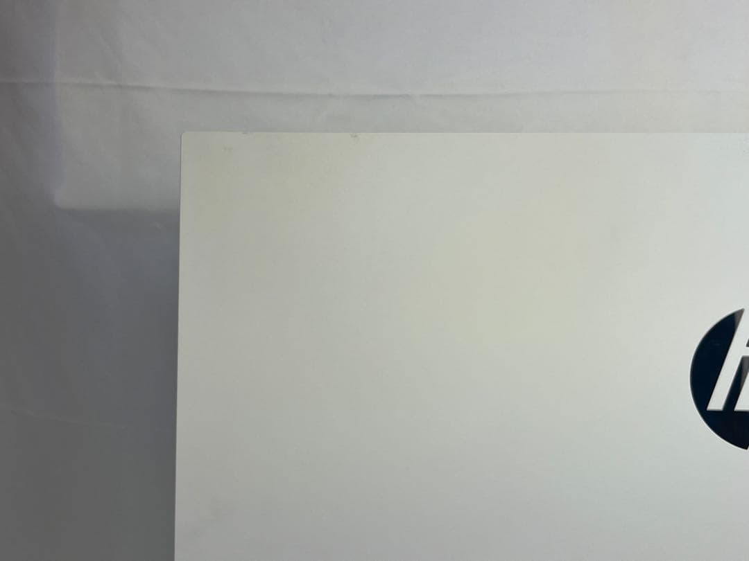 HP Pavilion 27q 27インチモニター　2k解像度