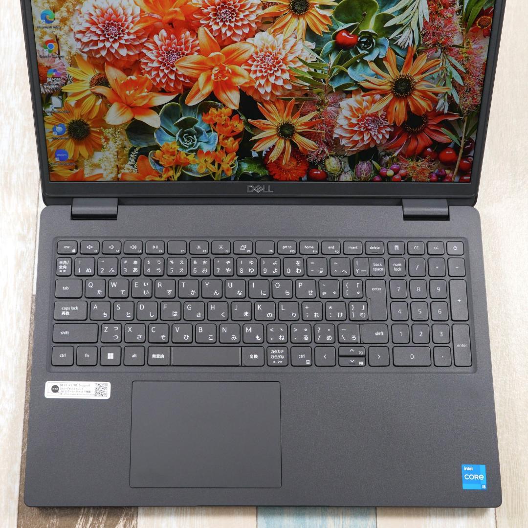 未使用に近いレベルの極美品⭐️超高速大容量新品ＳＳＤ１ＴＢ搭載☆１１世代コアｉ５