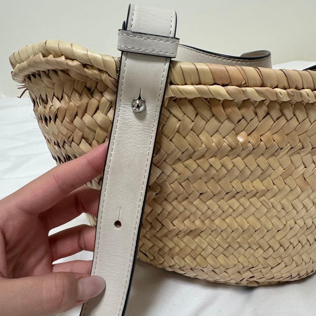 ロエベ　LOEWE ホワイト　カゴバッグ