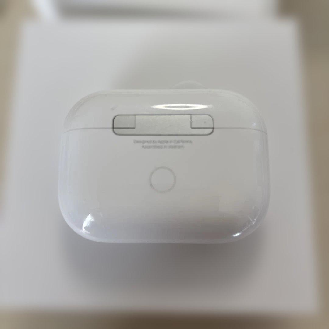 AirPods Pro 第二世代　ライトニングタイプ