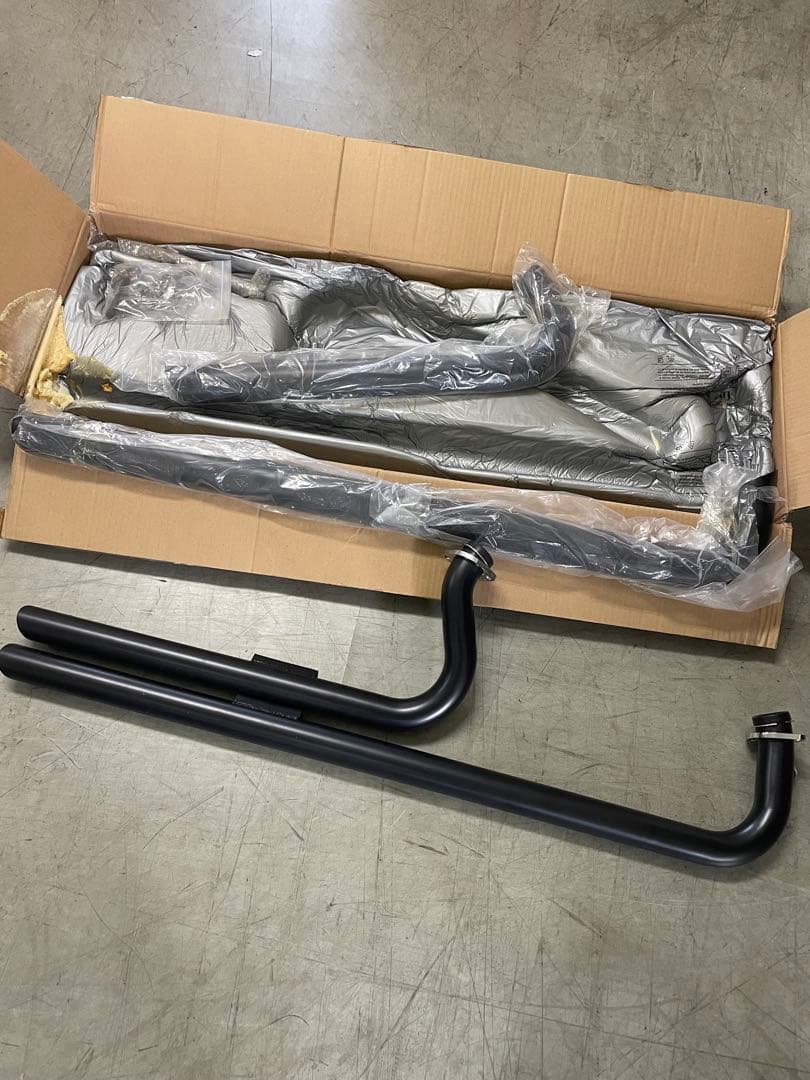 ハーレー スポーツスター XL マフラー エキゾーストシステム 絶版品