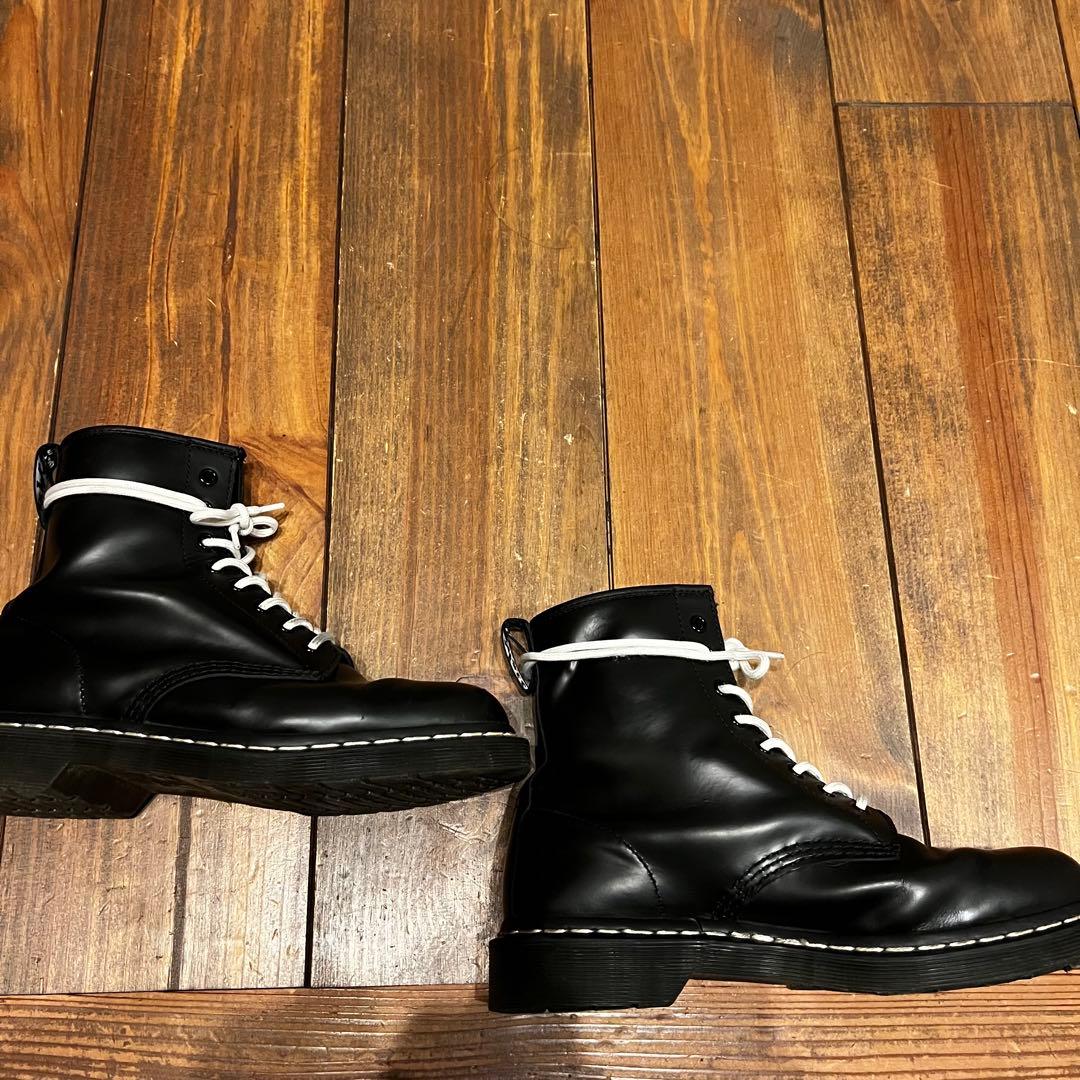 ドクターマーチン　UK7 us8 ホワイトステッチ　白ステッチ