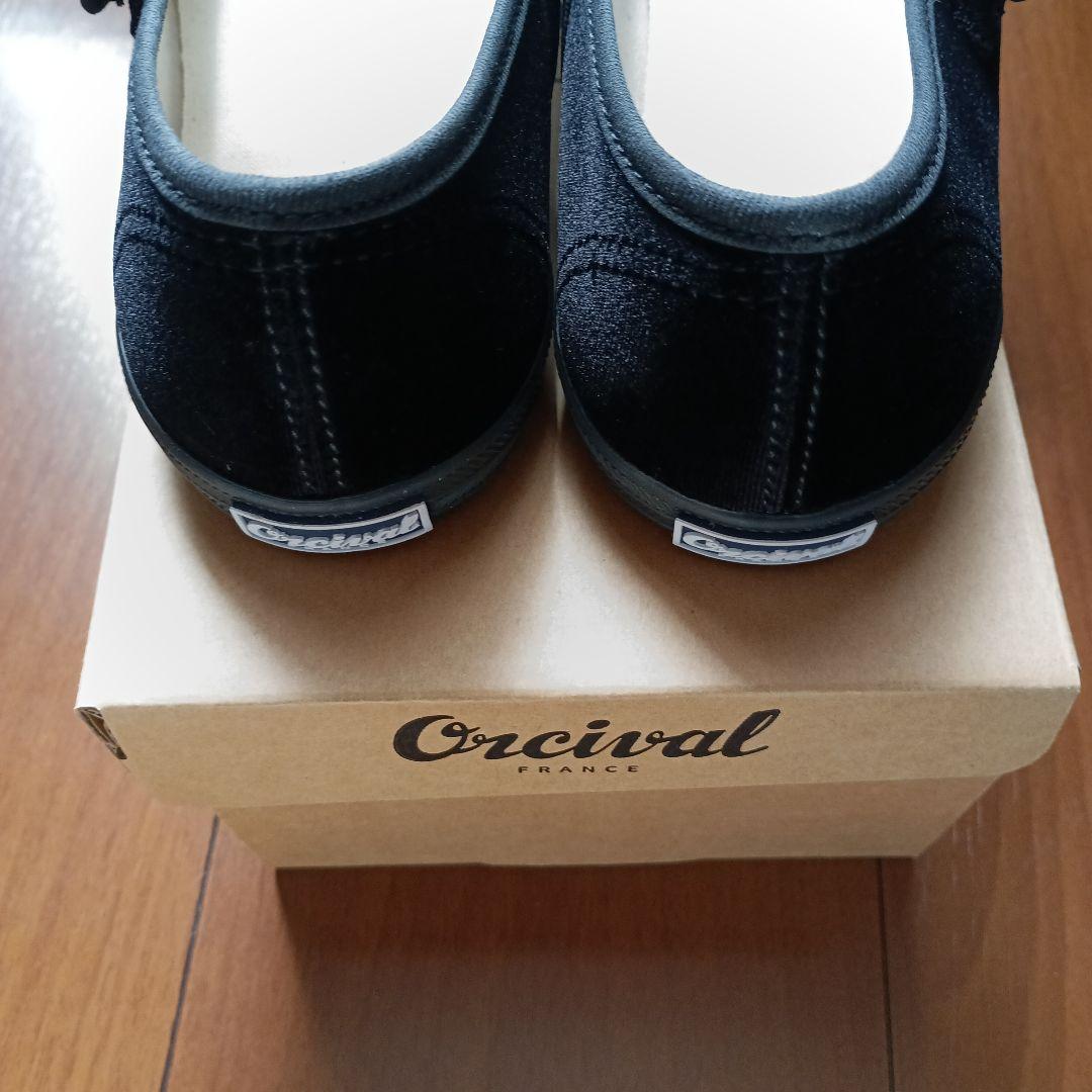 【新品未使用】オーシバル　ベルベットストラップシューズ　24㎝