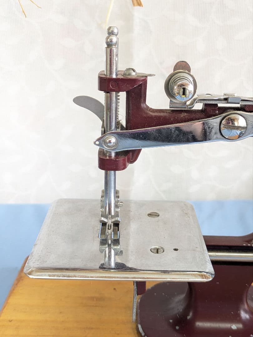 イギリス アンティーク トイミシン ミニミシン ヴィンテージ 子供用ミシン