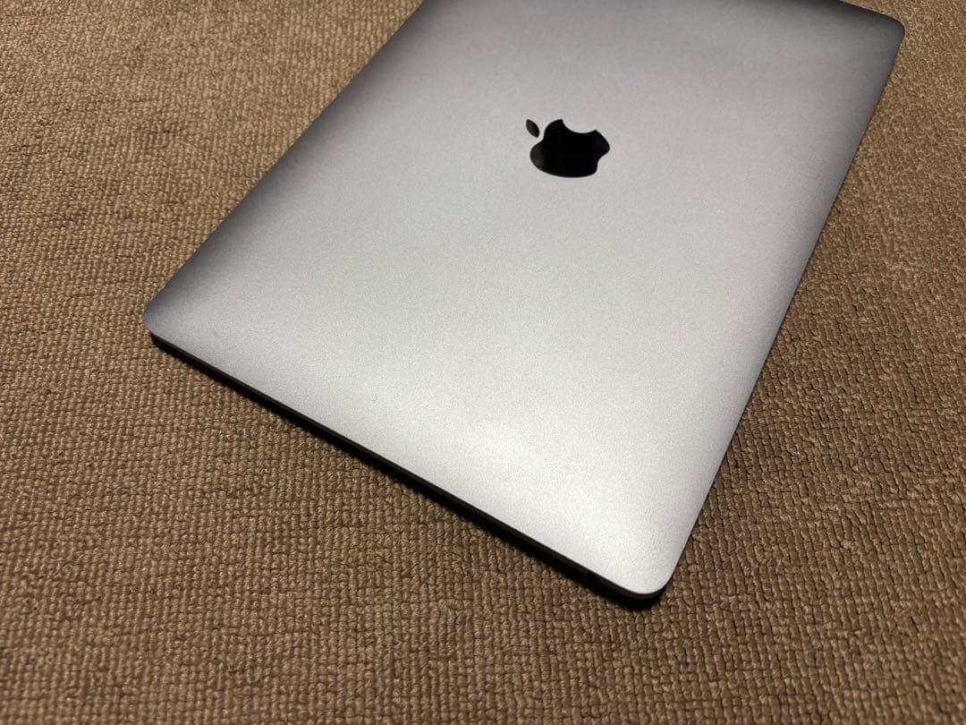 【超美品！完動品】 MacBook Air retina 2018 i5