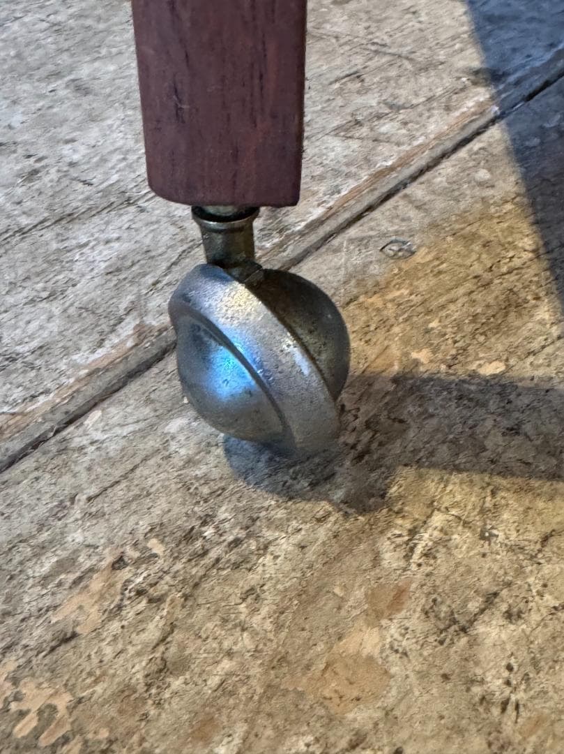 北欧ヴィンテージ　ソーイングテーブル　チーク材　デンマーク　アンティーク