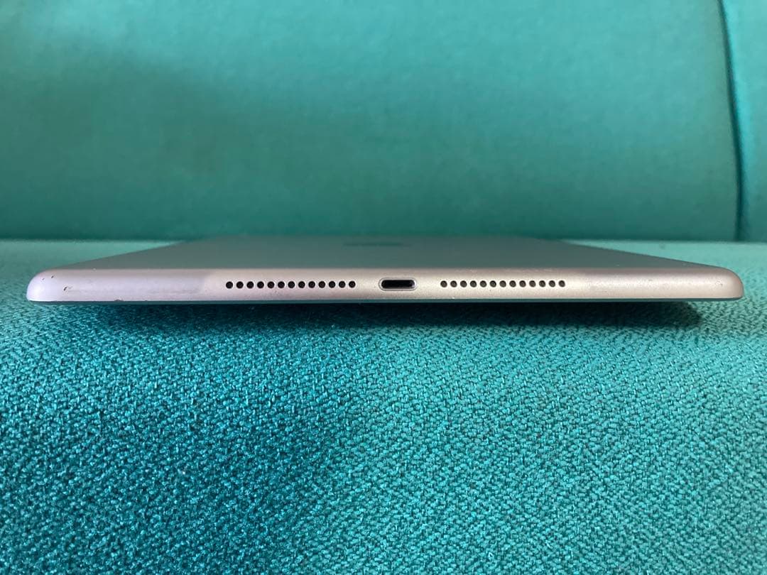 ① iPad 第6世代 Wi-Fi Cellular 128GB シルバー