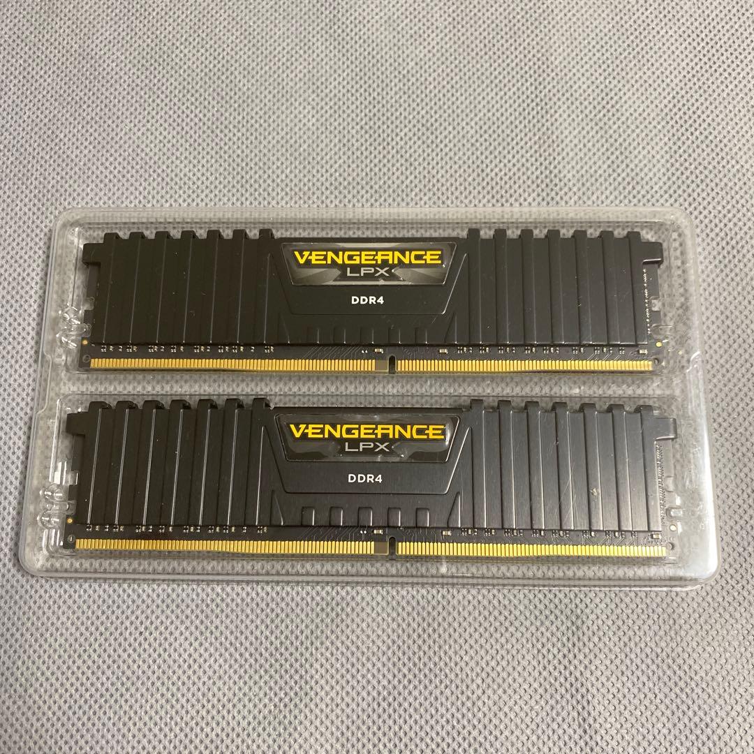 CORSAIR DDR4-2666MHz メモリ 32GB [16GB×2枚]