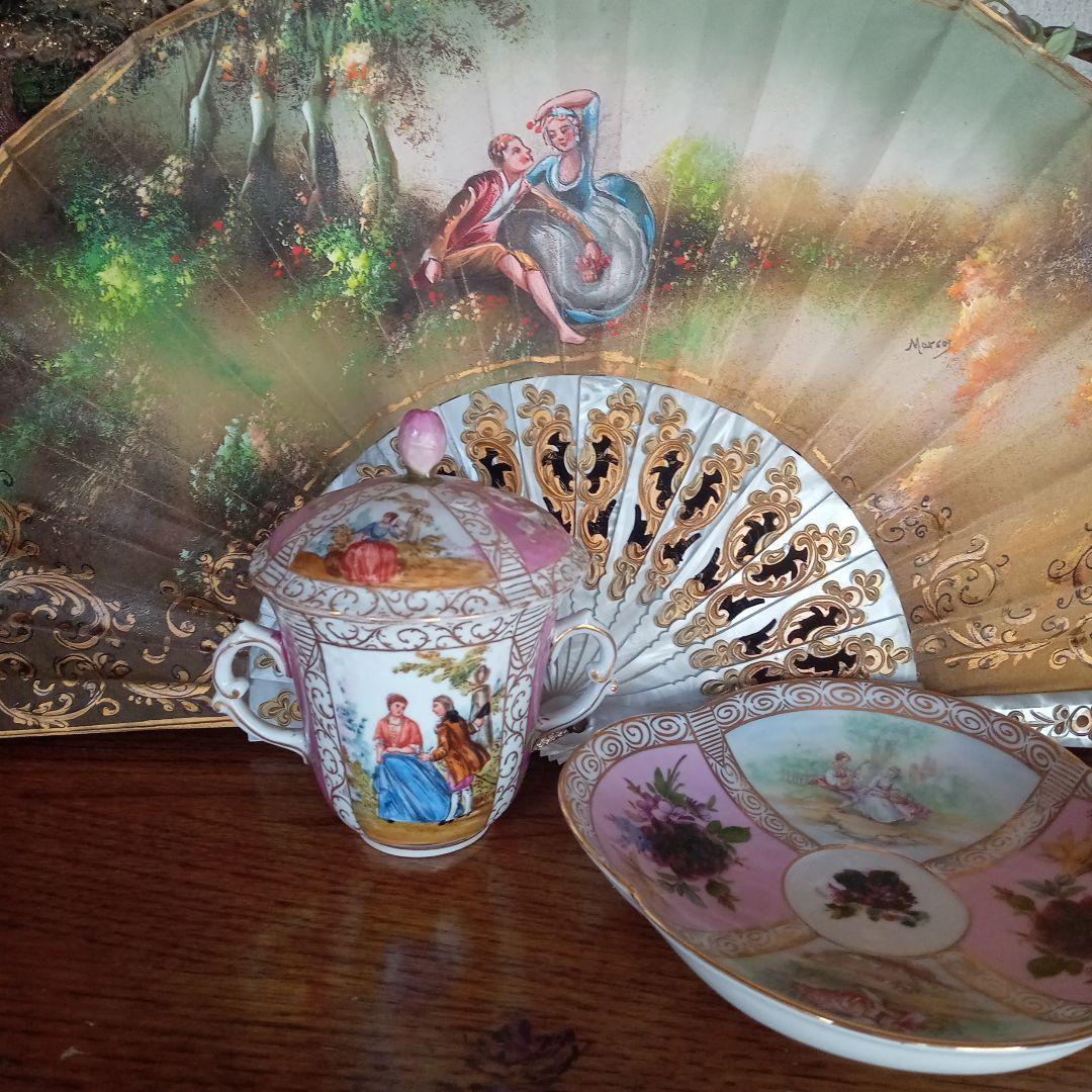 アンティークショコラカップドレスデン＆オマケにアンティーク扇子つけました