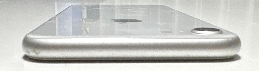 iPhone8 シルバー