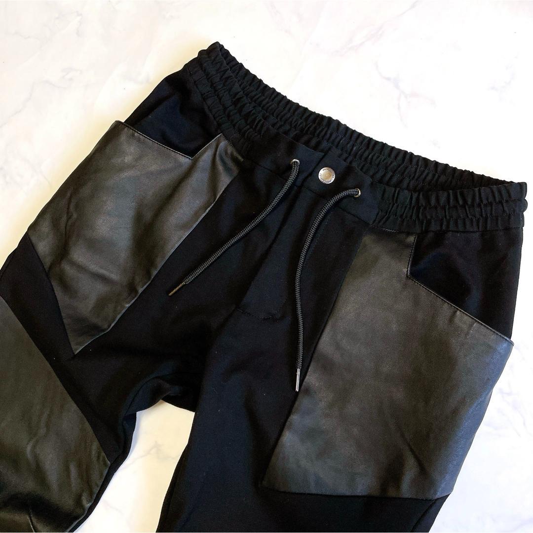 美品希少XL✨ウノピゥウノウグァーレトレ リラックス ジョガーパンツ 羊革 黒