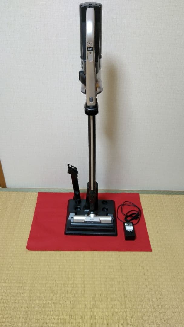 日立コードレスクリーナー ラクかるスティック 充電スタンド付き