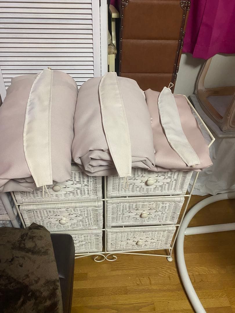 防炎 高級 ドレープ オーダーカーテン♦️薄いピンク♦️購入 1枚6万程 ２枚組